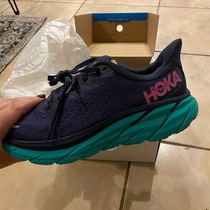 HOKA CLIFTON 8 SPACE BLUE